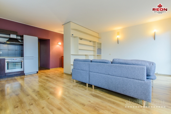 NUOMOJAMAS ŠVIESUS DVIEJŲ KAMBARIŲ BUTAS Š. MIESTELYJE!