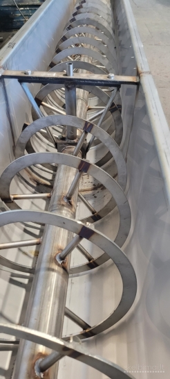 Sraigtiniai grudu transporteriai snekai