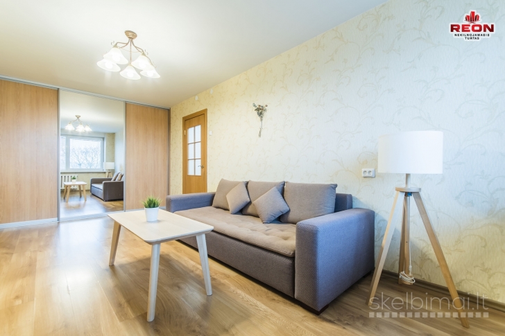 DVIEJŲ ATSKIRŲ KAMBARIŲ BUTAS ŽVĖRYNE. SENAMIESTIS, NERIS, CBD, VINGIS -