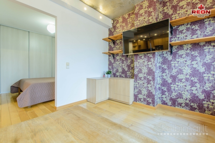 ŠVIESŪS, JAUKŪS IR ŠILTI NAMAI KELIOS MINUTĖS IKI VILNIAUS SENAMIESČIO!