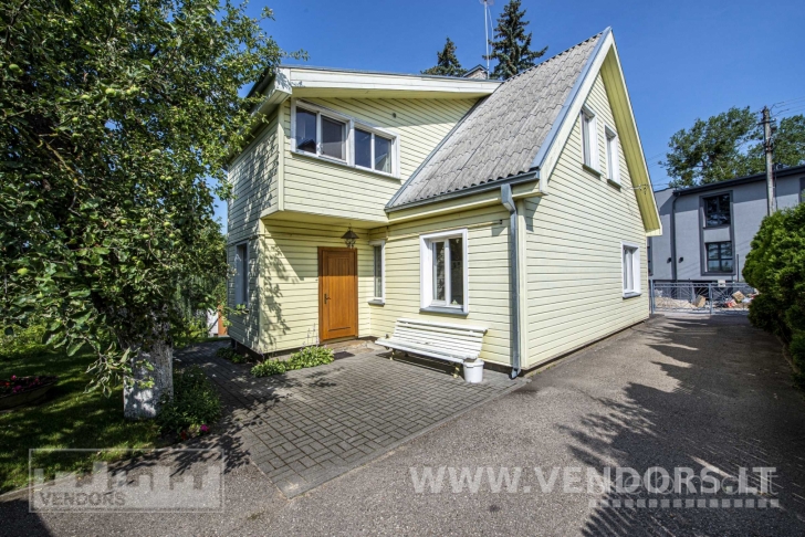 NAMO DALIS ŠILAINIUOSE, DANGĖS G.