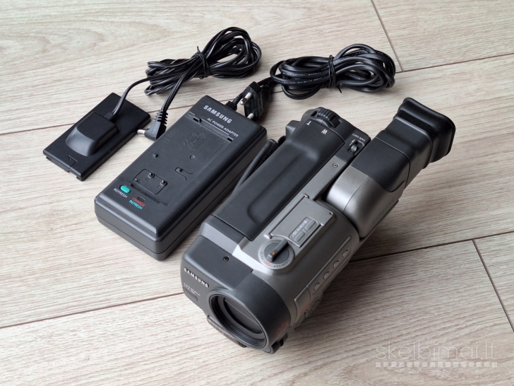 Samsung Hi8 vaizdo kamera VP-A50 – labai mažai naudota