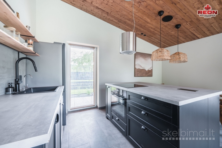 ............................