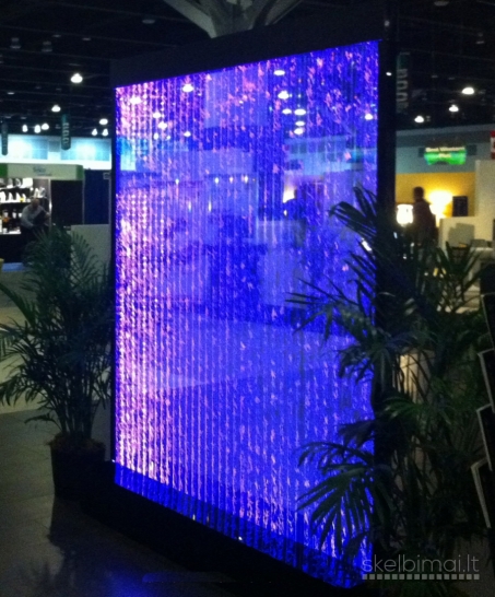 Vandens burbulu sienelė – unikalus judantis stilius