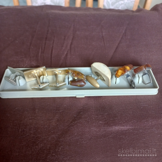 Rankogalių segtukai