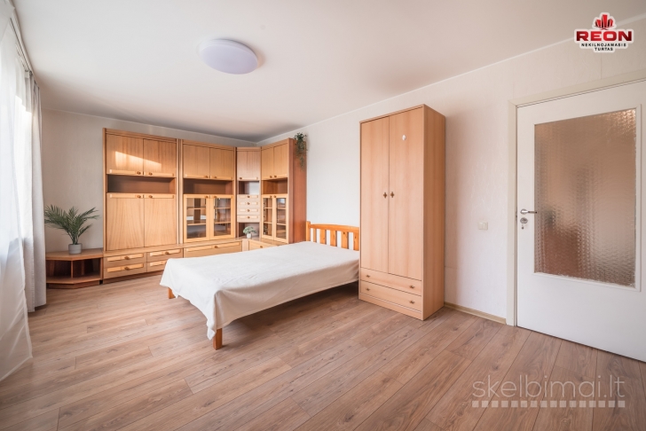 IŠNUOMOJAMAS 2 KAMBARIŲ BUTAS 