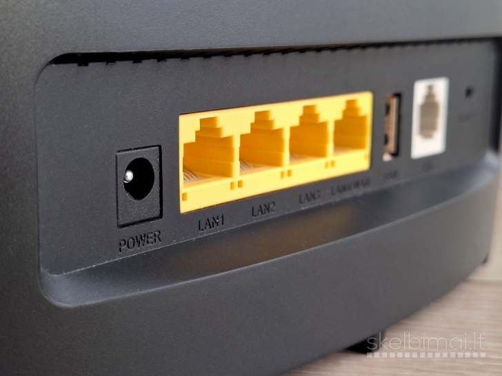 4G+ LTE modemas Huawei B525s-23a su maitinimo blokeliu