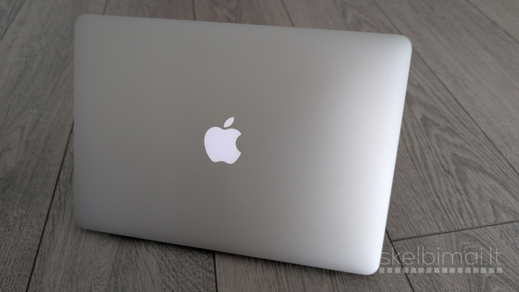 MacBook Air 2017 / i5 / 128gb / 8gb RAM