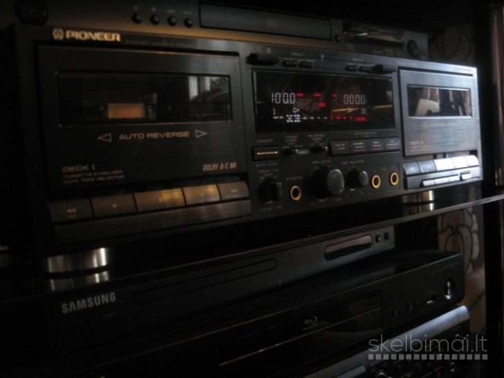 PIONEER CT-W650R Stereo Double Cassette Deck. Made in Japan. 1991 model.