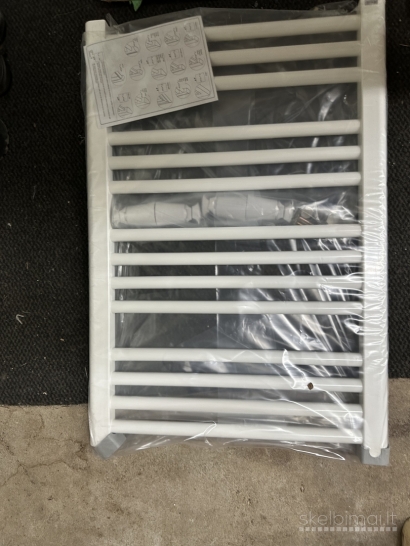 Gyvatukai, sviestuvas