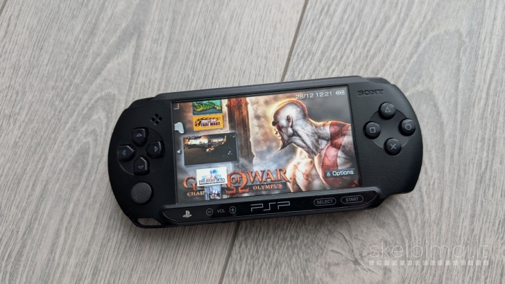 Atrištas PSP Street E-1004 32gb + 55 žaidimai
