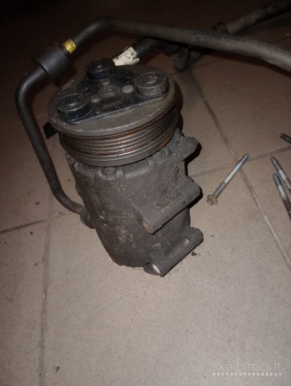 Parduodu Volvo V50 kompresorių