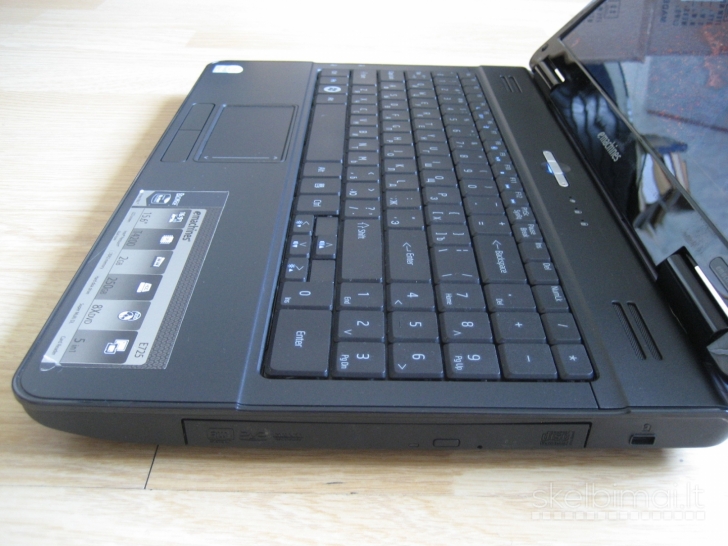 Veikiantis ASUS filmams ir netik 2.00GHz/ 250GB