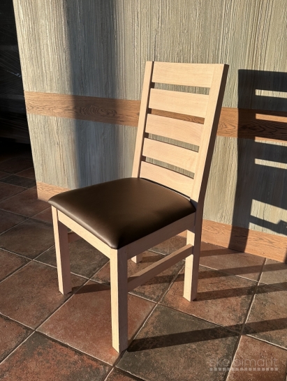 IŠPARDAVIMAS ąžuolo masyvo kėdės