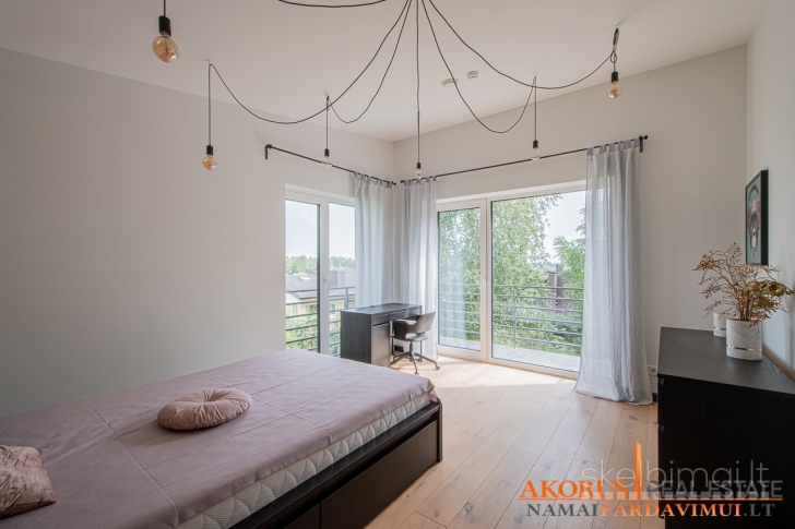 akorus.lt - Namas miško apsuptyje, pirtis, baseinas