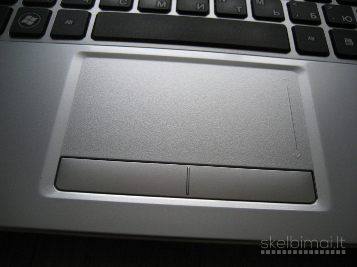 ACER V3-571G i5/ 240GB/ 1GB Nvidia/ nauja baterija