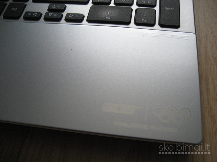 ACER V3-571G i5/ 240GB/ 1GB Nvidia/ nauja baterija