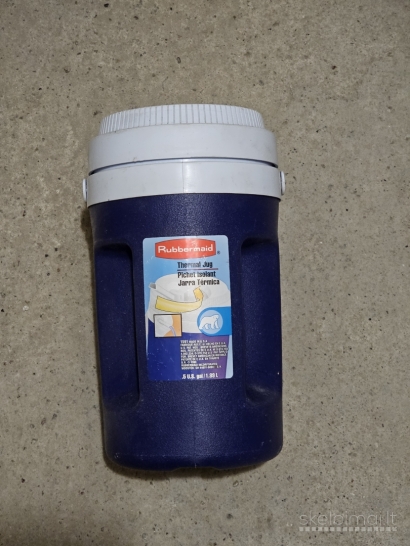 Rubbermaid 1,89l talpos plastikinis termosas (JAV)