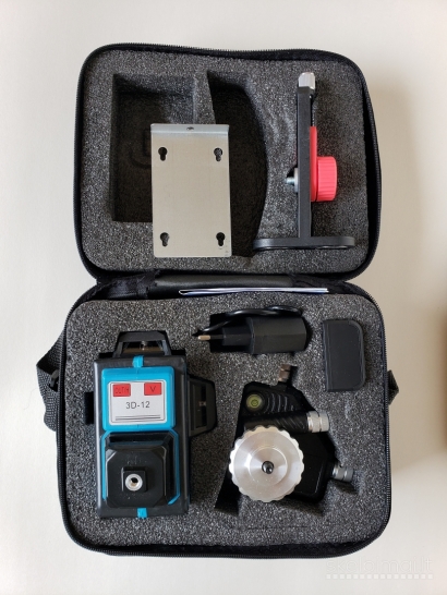 Lazerinis nivelyras Hilda 12 liniju