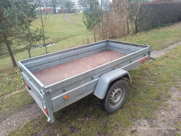 Lengvojo automobilio priekaba Boro