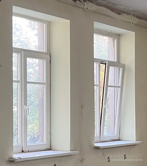 Naudoti mediniai langai