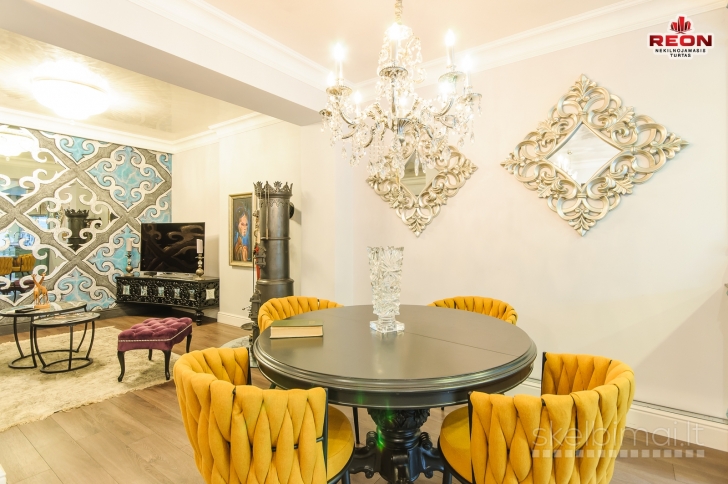 VISIŠKAI NAUJAI ĮRENGTAS 3 KAMBARIŲ BUTAS SU JACUZZI IR VIETA UŽDARAME KIEM