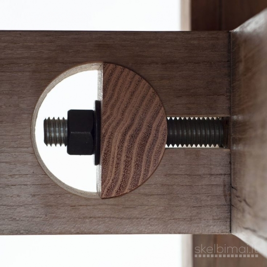 Baldų sutvirtinimas