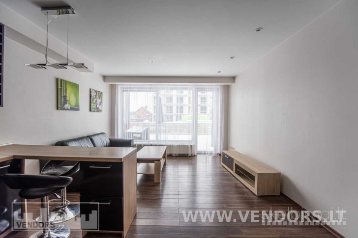 PARDUODAMAS ĮRENGTAS BUTAS ŽEMUTINIUOSE KANIŪKUOSE, ĮKALNĖS AKLG.