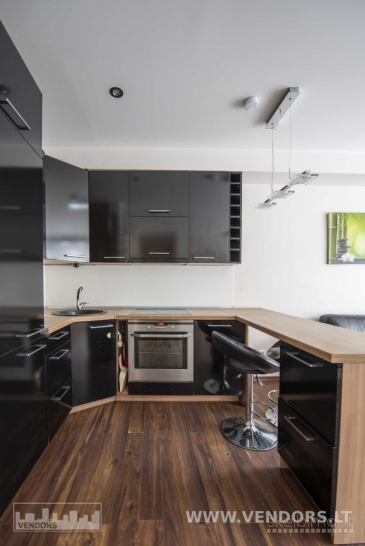 PARDUODAMAS ĮRENGTAS BUTAS ŽEMUTINIUOSE KANIŪKUOSE, ĮKALNĖS AKLG.