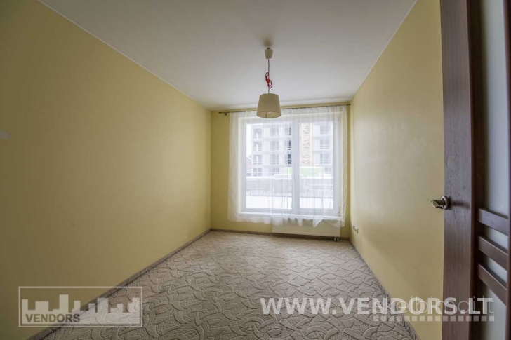 PARDUODAMAS ĮRENGTAS BUTAS ŽEMUTINIUOSE KANIŪKUOSE, ĮKALNĖS AKLG.