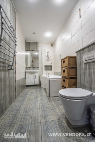 PARDUODAMAS ĮRENGTAS BUTAS ŽEMUTINIUOSE KANIŪKUOSE, ĮKALNĖS AKLG.