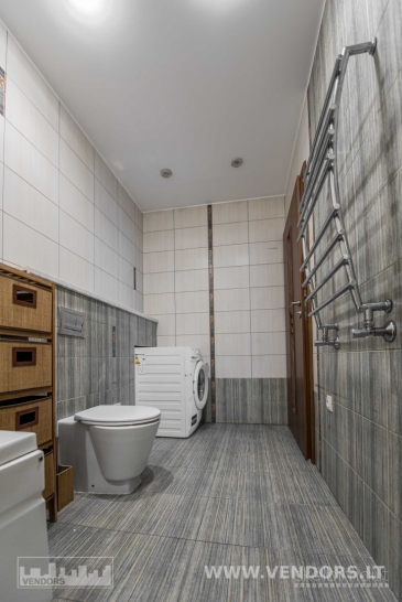 PARDUODAMAS ĮRENGTAS BUTAS ŽEMUTINIUOSE KANIŪKUOSE, ĮKALNĖS AKLG.