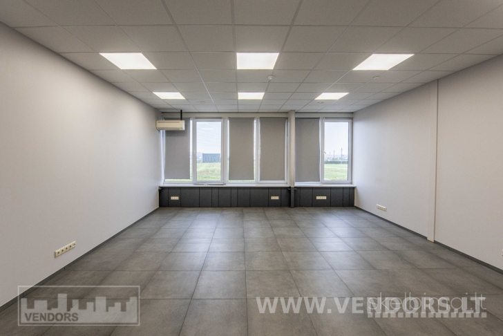 NUOMOJAMOS PATALPOS ROKUOSE, ROKELIŲ G.