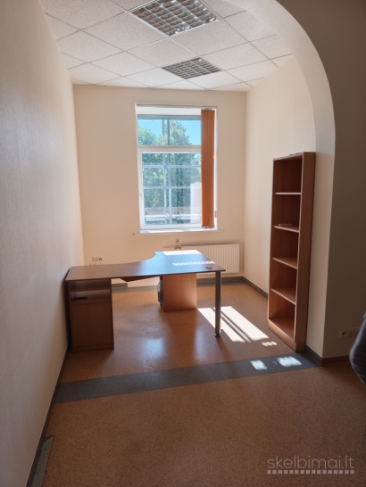 Išnuomojamas 26 kv.m. Ofisas P. Komunos g. Klaipėda