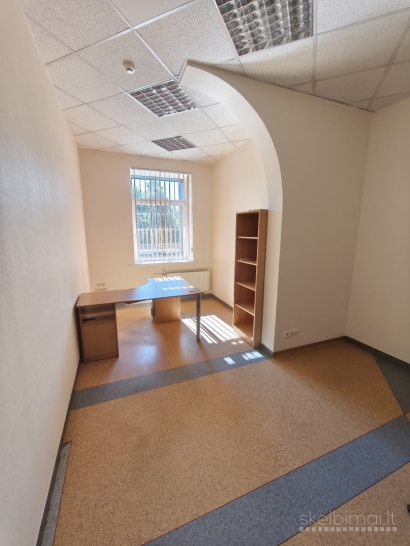 Išnuomojamas 26 kv.m. Ofisas P. Komunos g. Klaipėda