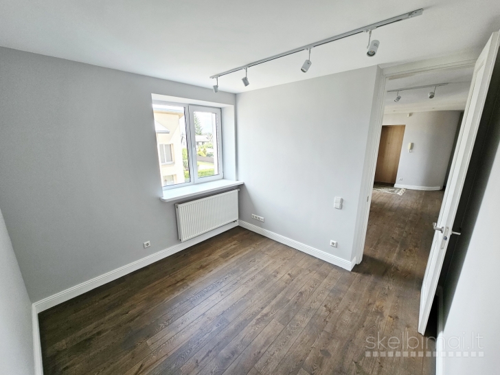 PARDUODAMAS BUTAS KAUNE,  ŽALIAKALNYJE, GAIŽIŪNŲ GATVĖJE.