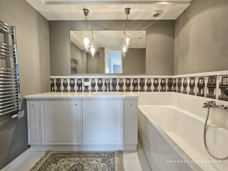 PARDUODAMAS BUTAS KAUNE,  ŽALIAKALNYJE, GAIŽIŪNŲ GATVĖJE.