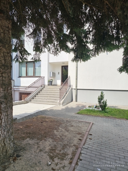 PARDUODAMAS BUTAS KAUNE,  ŽALIAKALNYJE, GAIŽIŪNŲ GATVĖJE.