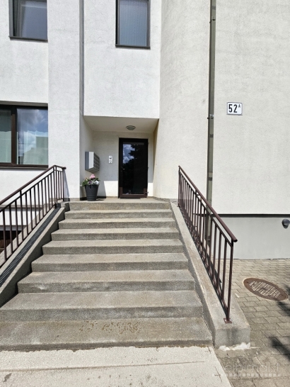 PARDUODAMAS BUTAS KAUNE,  ŽALIAKALNYJE, GAIŽIŪNŲ GATVĖJE.