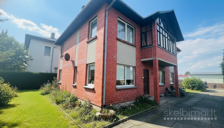 Mūrinis gyvenamas namas (3 butai), Panevėžyje prie ,,Senukų"