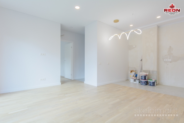 NAUJAI ĮRENGTAS 2 KAMBARIŲ BUTAS BAJORUOSE!