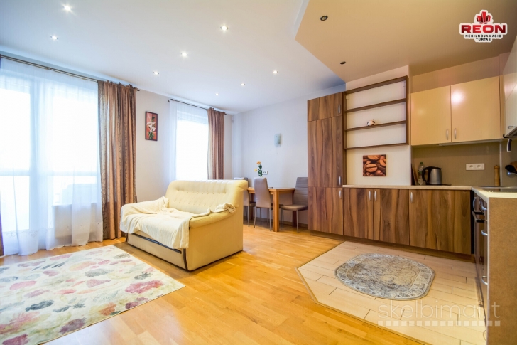 PARDUODAMAS 2 KAMBARIŲ BUTAS FABIJONIŠKĖSE!