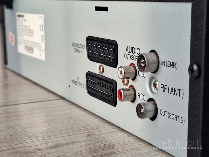 Medion MD8910 vaizdo HiFi grotuvas (VHS)