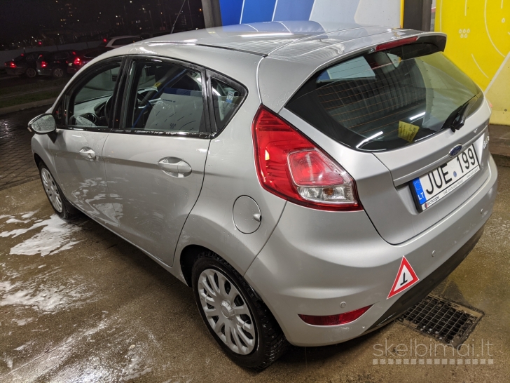Ford fiesta 2015