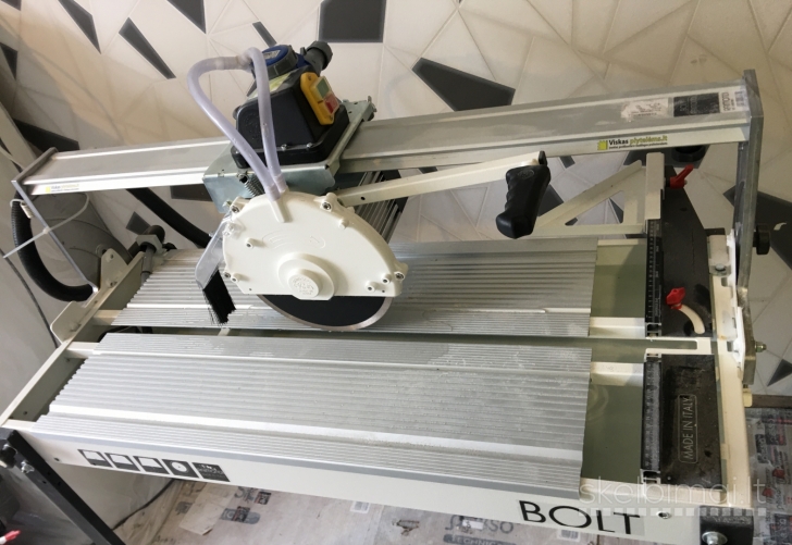 Profesionalios plytelių klijavimo paslaugos Klaipėdoje