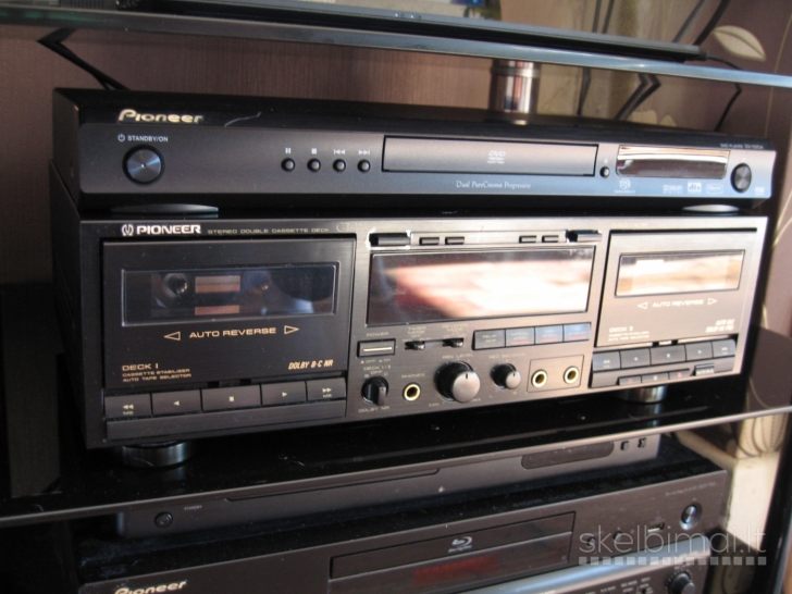 PIONEER CT-W650R Stereo Double Cassette Deck. Made in Japan. 1991m.