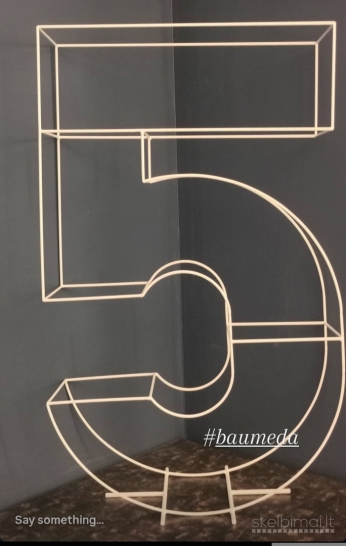 Parduodu metalinius skaičius dekoravimui