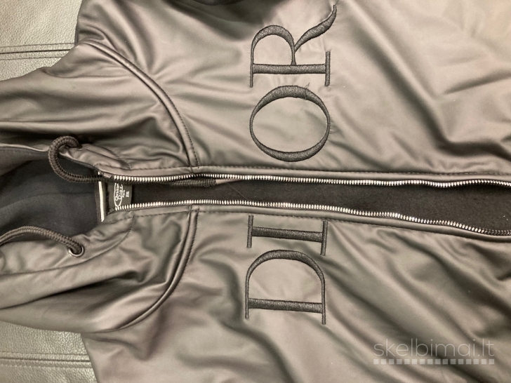 Nauji sportiniai kostiumai PRADA, C. DIOR, NIKE nuo 40 EUR