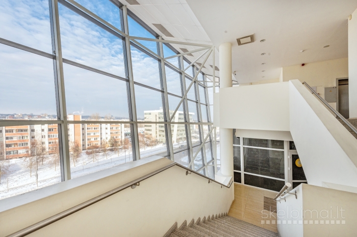 PARDUODAMOS ADMINISTRACINĖS PATALPOS 