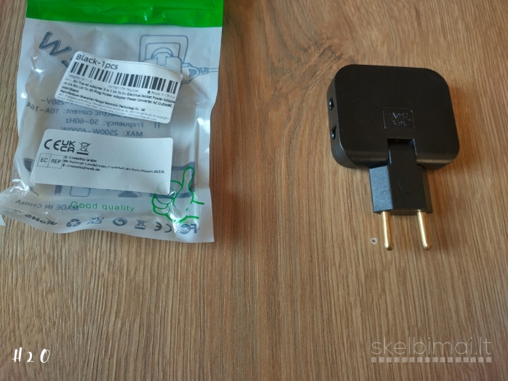 Trišakis elektros lizdui 1/3